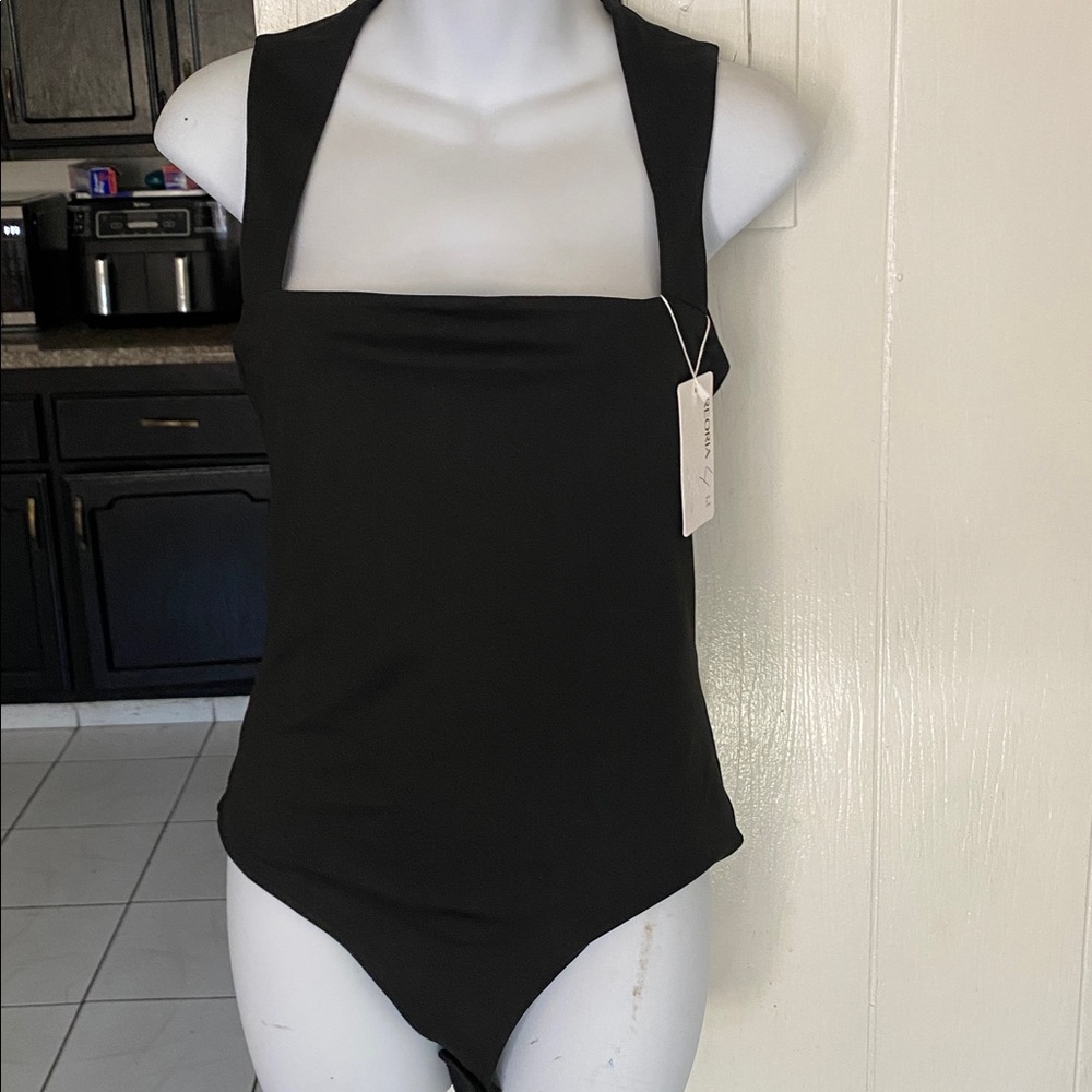 ReoRia Black Apparel